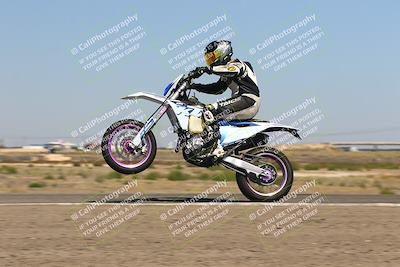 media/Oct-06-2025-2WTD (Mon) [[90522c3a0b]]/B Group/1220pm (Wheelie Bump)/